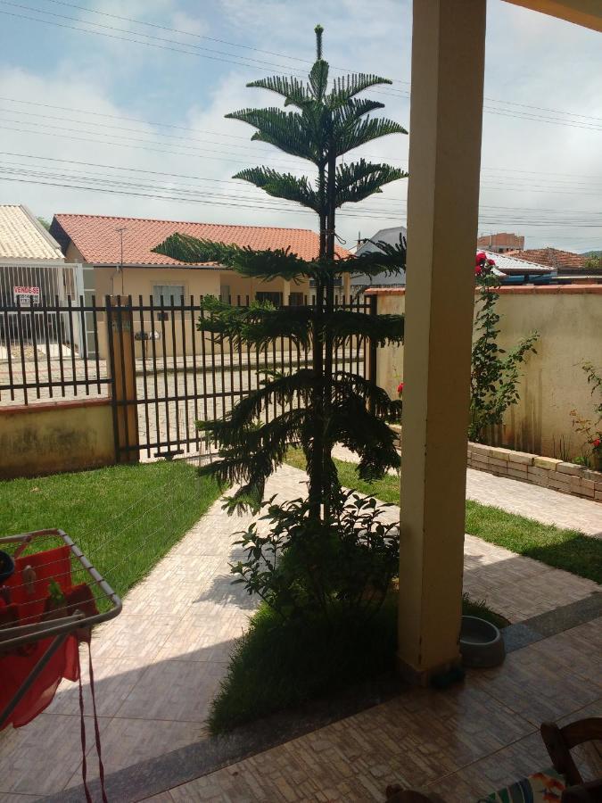 Um Quarto Em Casa Agradavel Pereque Eksteriør bilde